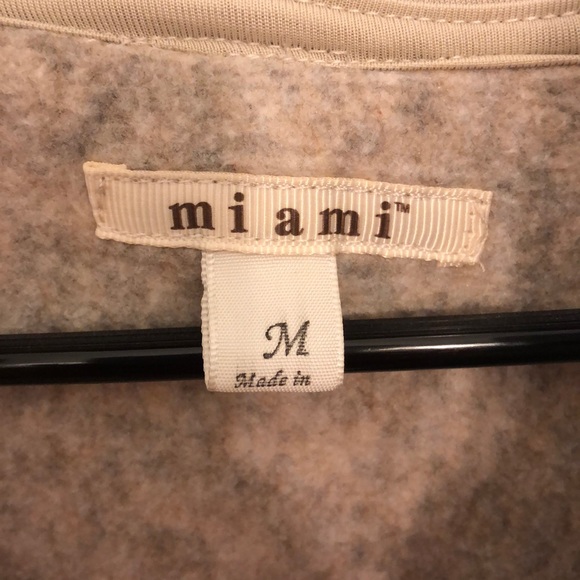 Pullover - Picture 2 of 3